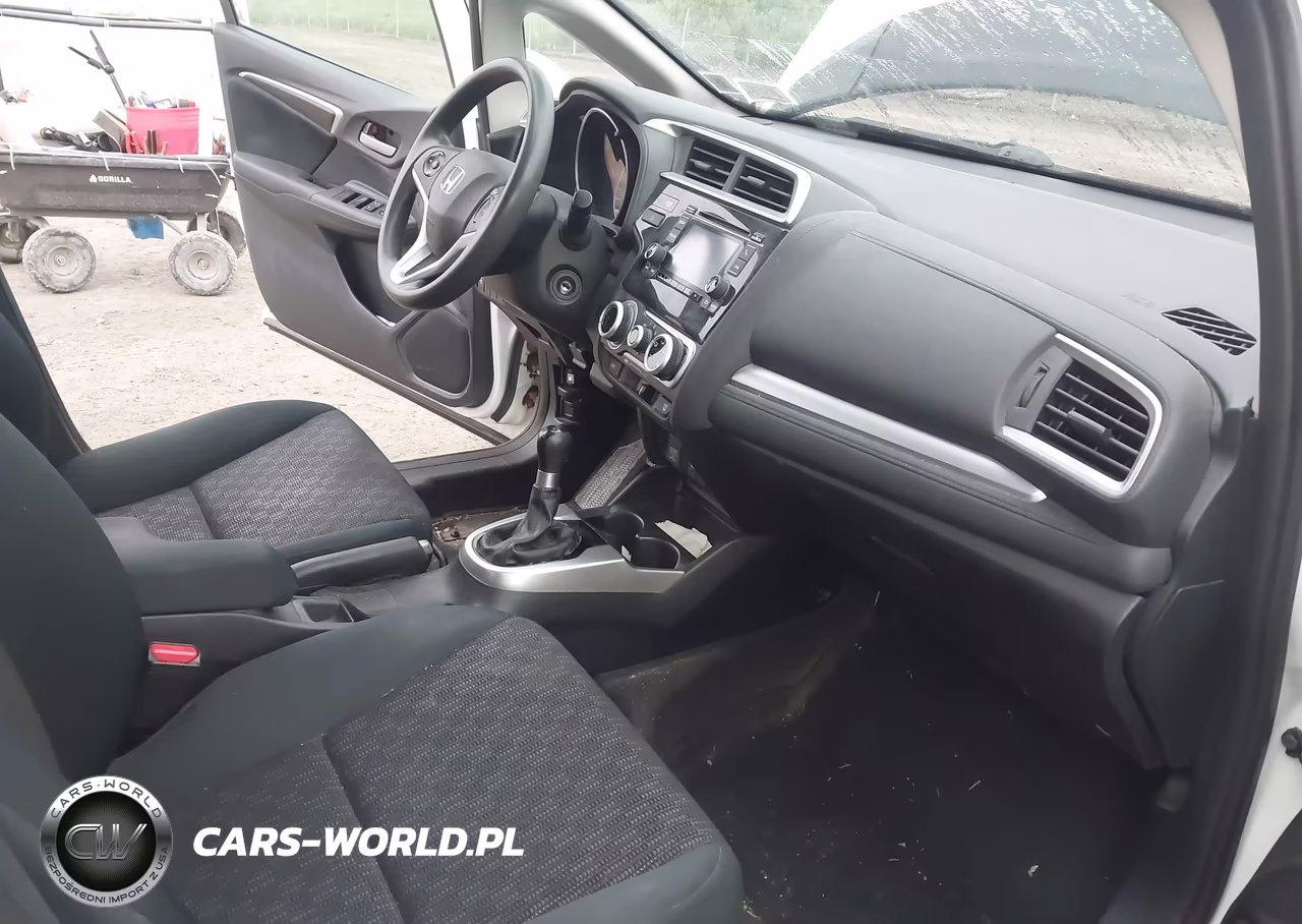 2015 Honda Fit Lx VIN:3HGGK5G55FM727147 - 5