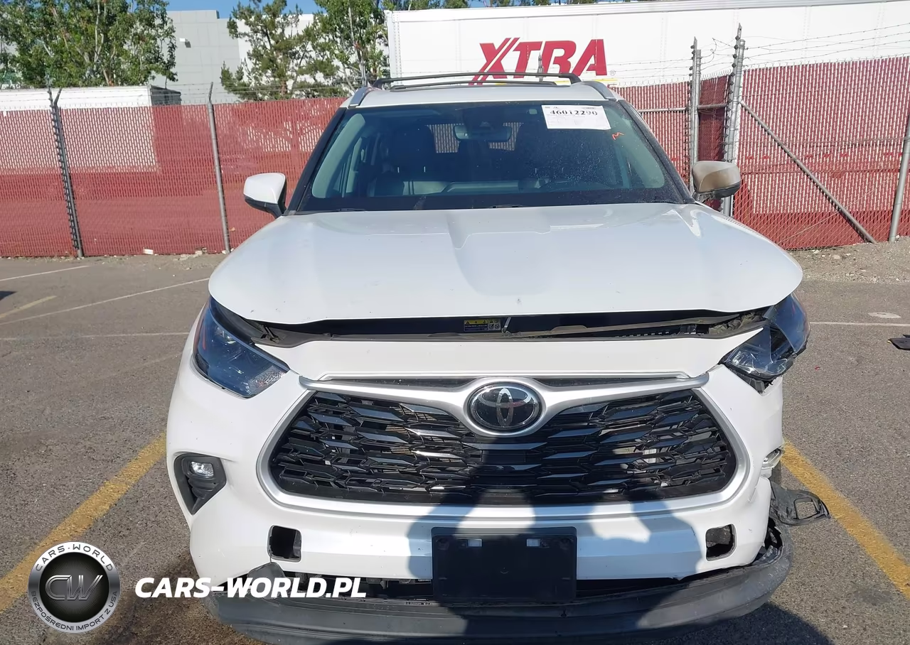 2022 Toyota Highlander Xle VIN:5TDHZRAH5NS548338 - 12
