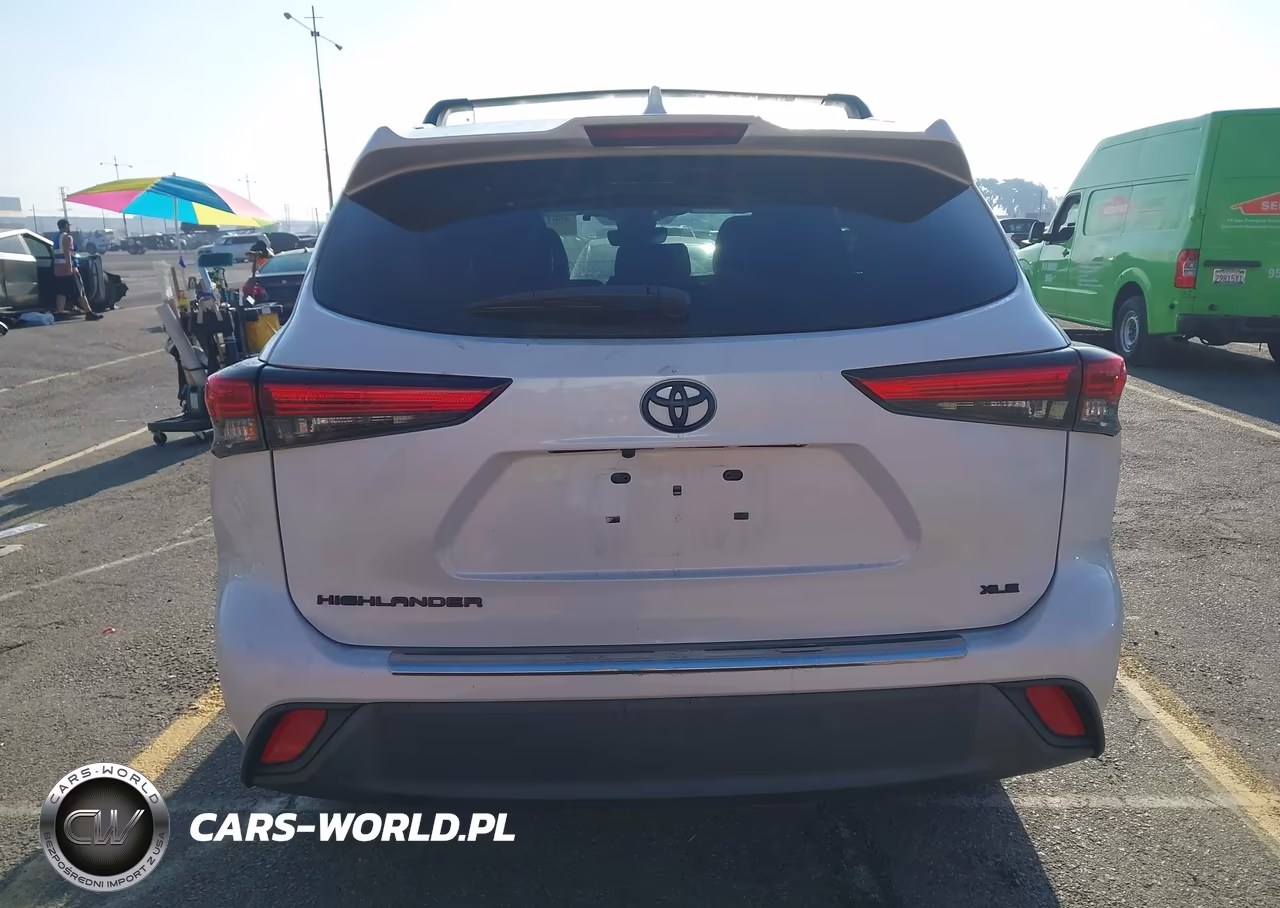 2022 Toyota Highlander Xle VIN:5TDHZRAH5NS548338 - 16
