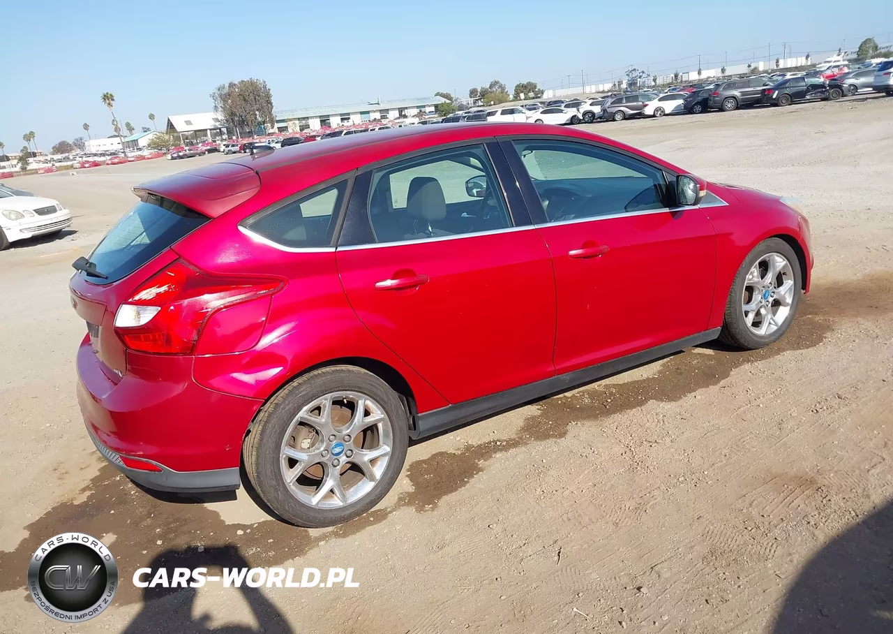 2012 Ford Focus Sel VIN:1FAHP3M25CL105105 - 4