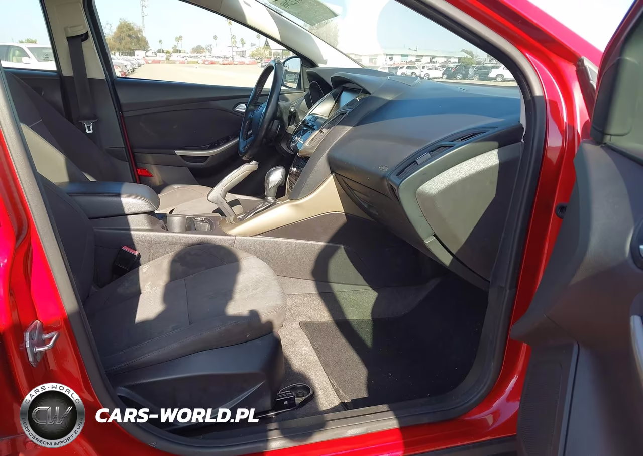 2012 Ford Focus Sel VIN:1FAHP3M25CL105105 - 5