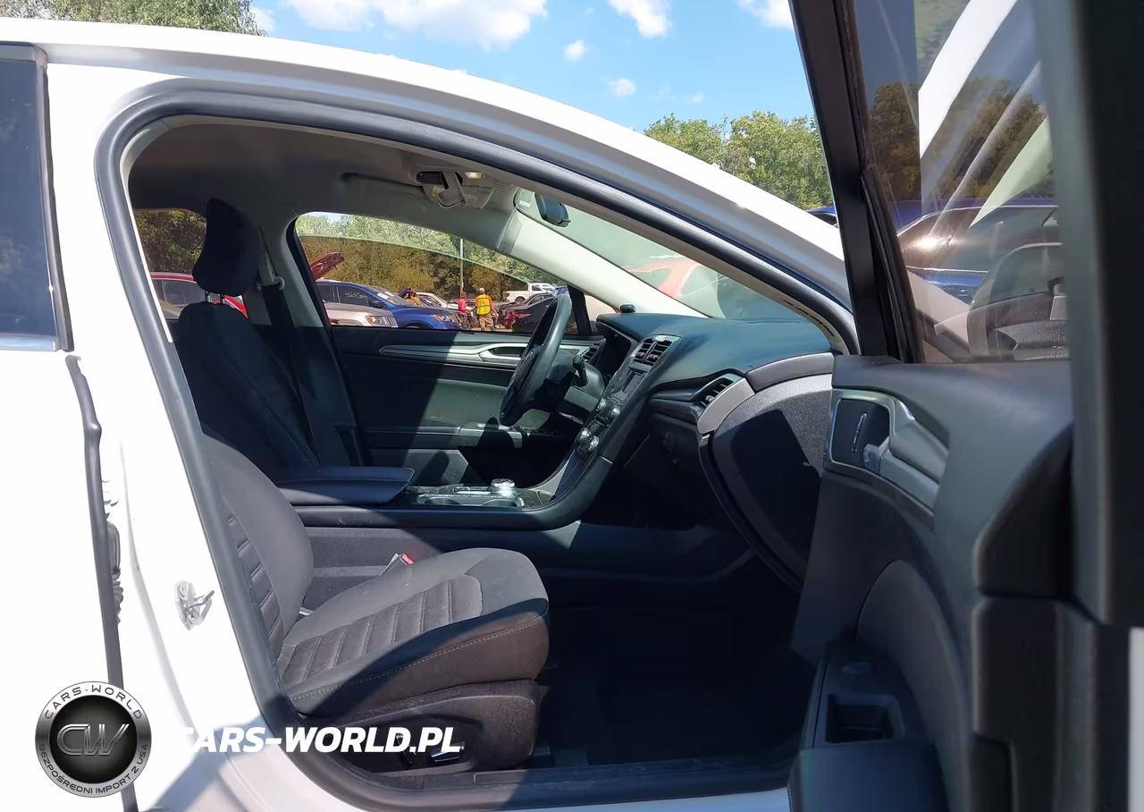 2018 Ford Fusion Se VIN:3FA6P0H79JR146556 - 5