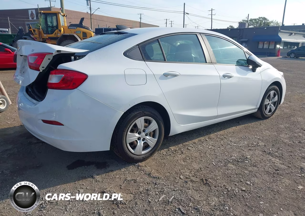 2017 Chevrolet Cruze Ls Auto VIN:1G1BC5SM0H7227813 - 4