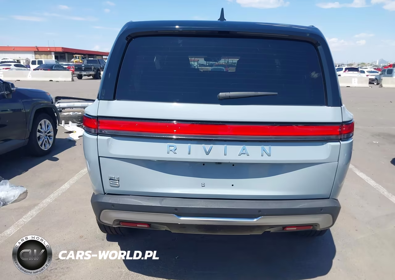 2024 Rivian R1S Adventure Dual Motor Large Pack-Adventure Dual Motor Perf Large Pack VIN:7PDSGBBAXRN040150 - 16
