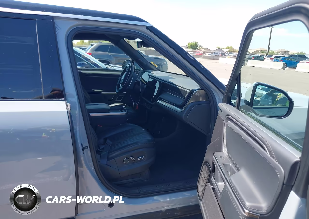2024 Rivian R1S Adventure Dual Motor Large Pack-Adventure Dual Motor Perf Large Pack VIN:7PDSGBBAXRN040150 - 5