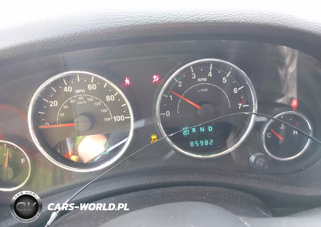 2013 Jeep Wrangler Rubicon VIN:1C4BJWCG1DL526448 - 15