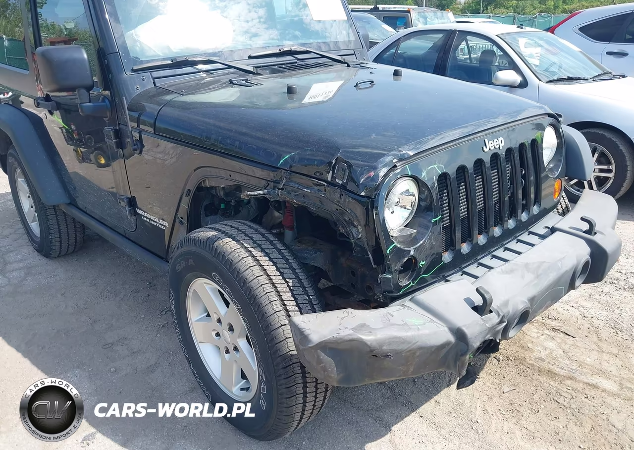 2013 Jeep Wrangler Rubicon VIN:1C4BJWCG1DL526448 - 6