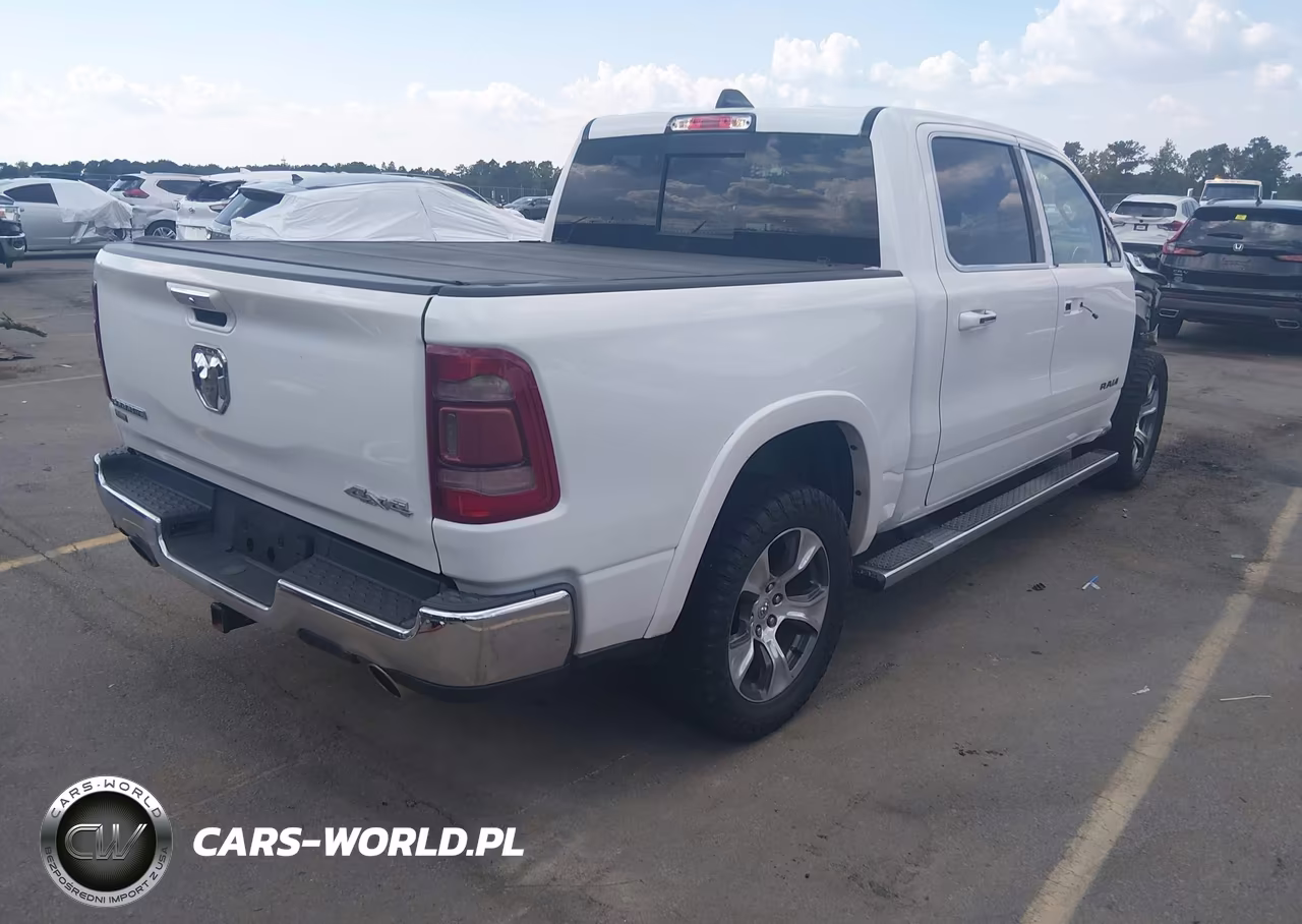 2019 Ram 1500 Laramie VIN:1C6SRFJT0KN553187 - 4