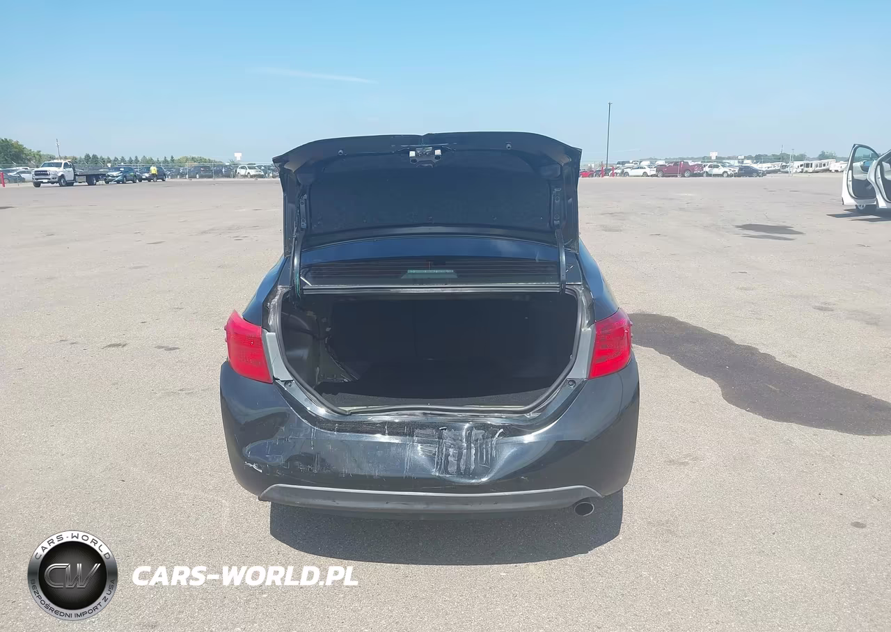 2019 Toyota Corolla Xse VIN:5YFBURHE1KP885013 - 17