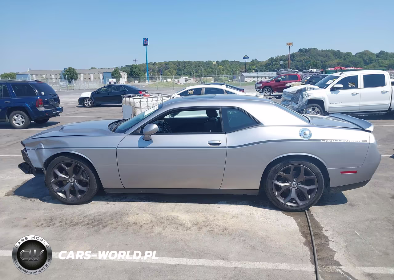 2018 Dodge Challenger Sxt Plus VIN:2C3CDZAG9JH252669 - 13