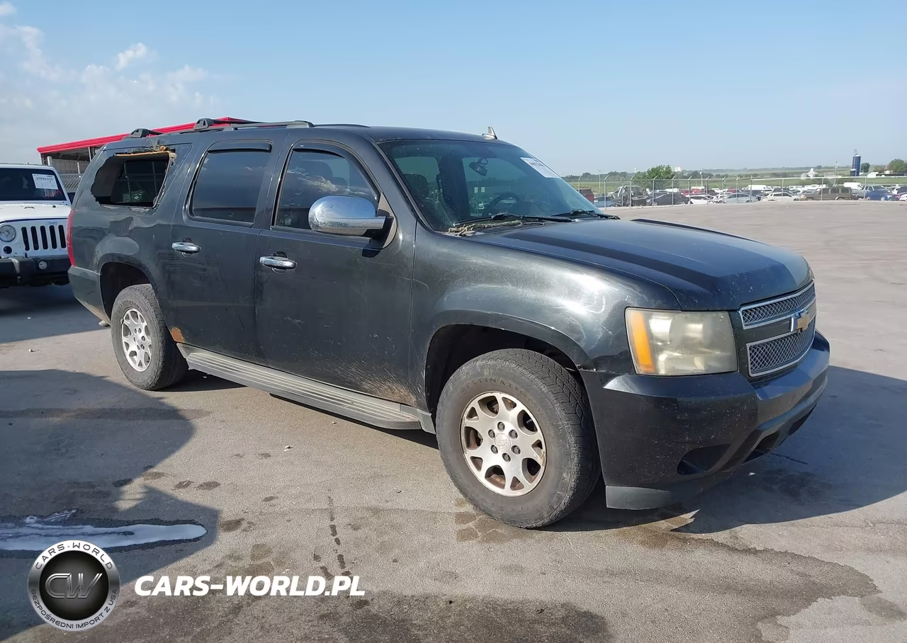 2010 Chevrolet Suburban 1500 Ls VIN:1GNUCHE0XAR240211 - 1