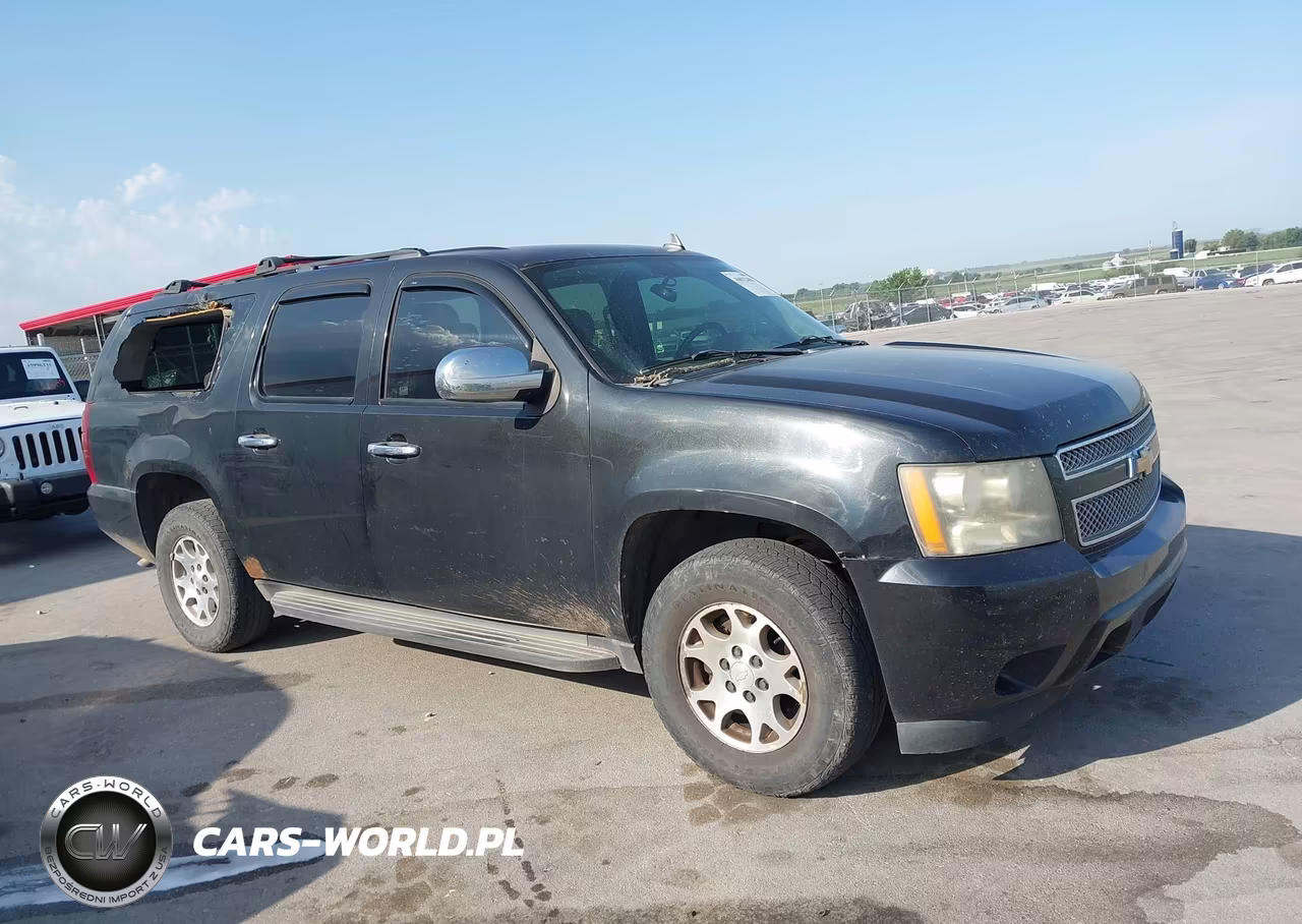 2010 Chevrolet Suburban 1500 Ls VIN:1GNUCHE0XAR240211 - 13