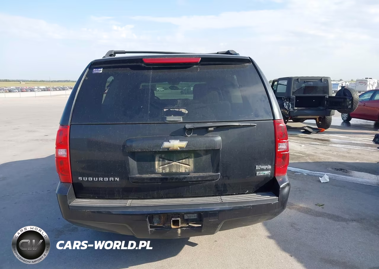 2010 Chevrolet Suburban 1500 Ls VIN:1GNUCHE0XAR240211 - 16