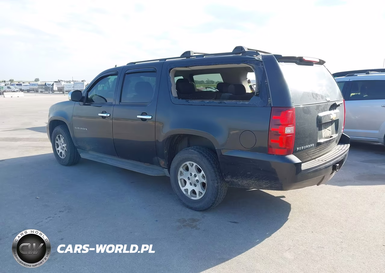2010 Chevrolet Suburban 1500 Ls VIN:1GNUCHE0XAR240211 - 3