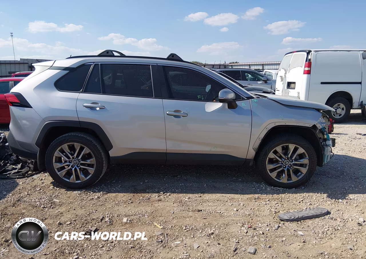 2019 Toyota Rav4 Xle Premium VIN:2T3C1RFV4KW038105 - 14