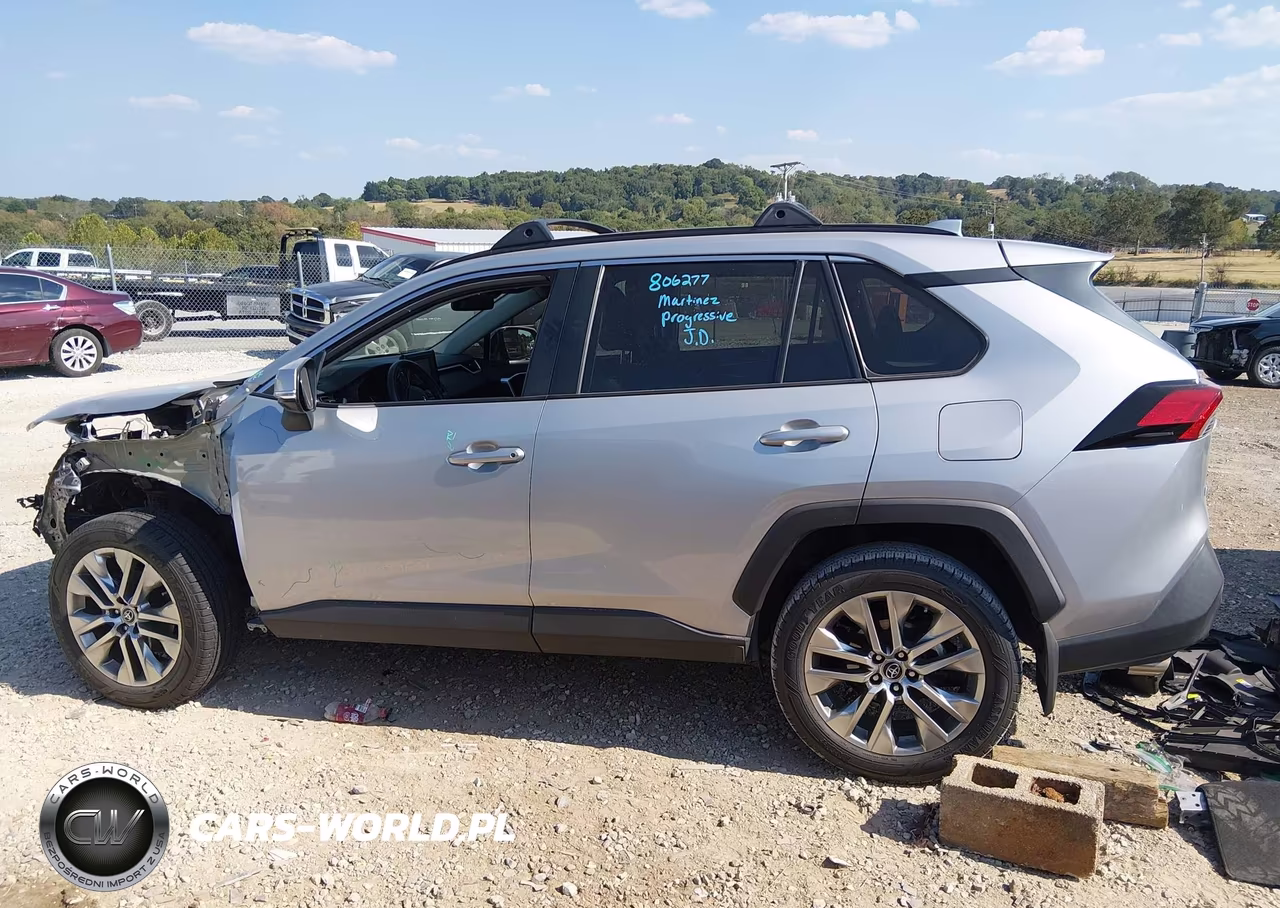 2019 Toyota Rav4 Xle Premium VIN:2T3C1RFV4KW038105 - 15