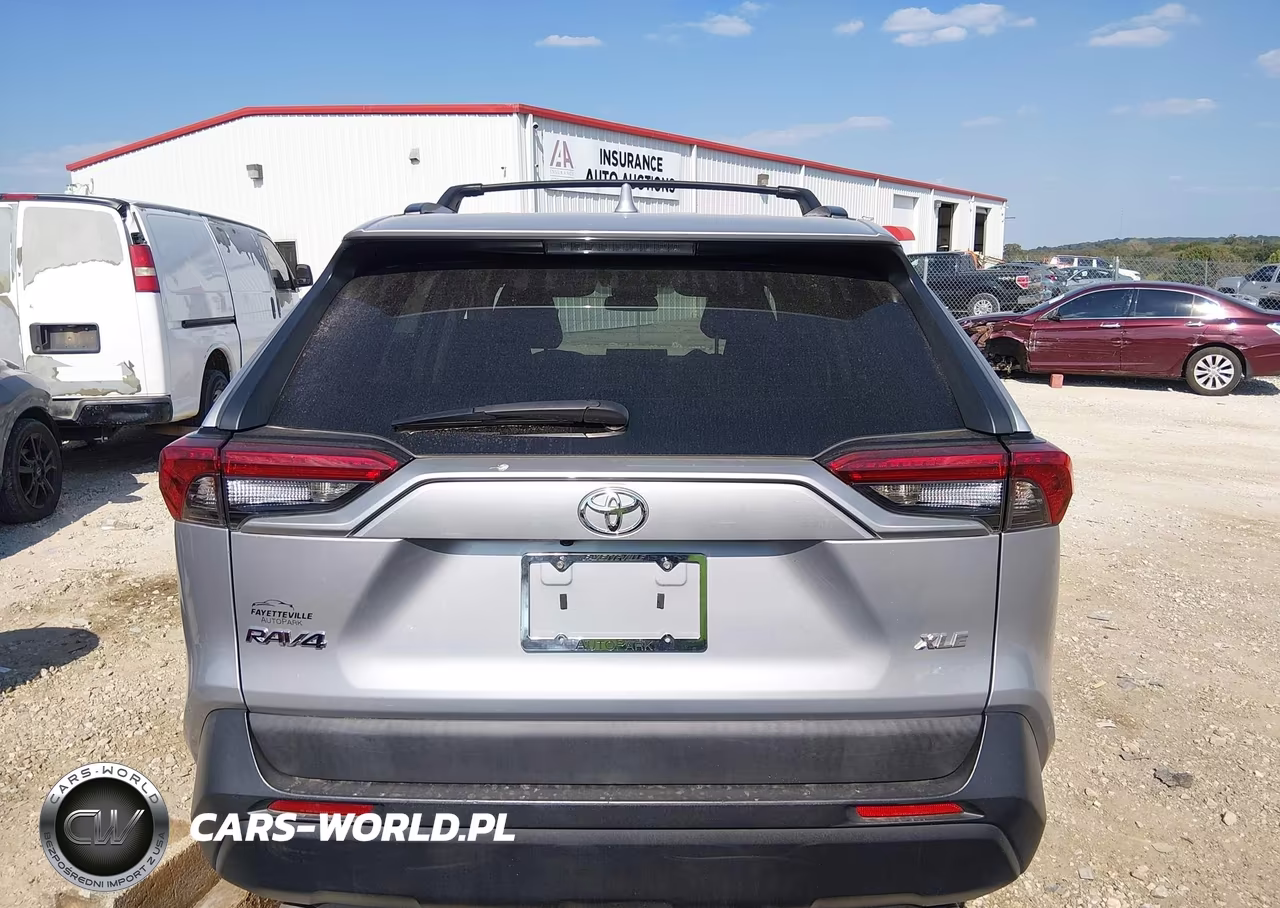 2019 Toyota Rav4 Xle Premium VIN:2T3C1RFV4KW038105 - 17