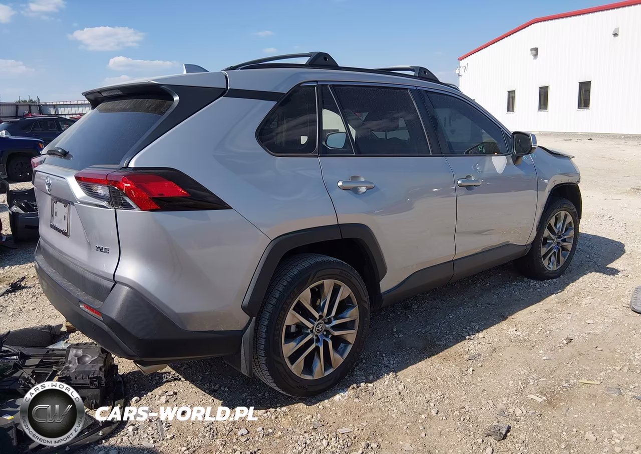 2019 Toyota Rav4 Xle Premium VIN:2T3C1RFV4KW038105 - 4