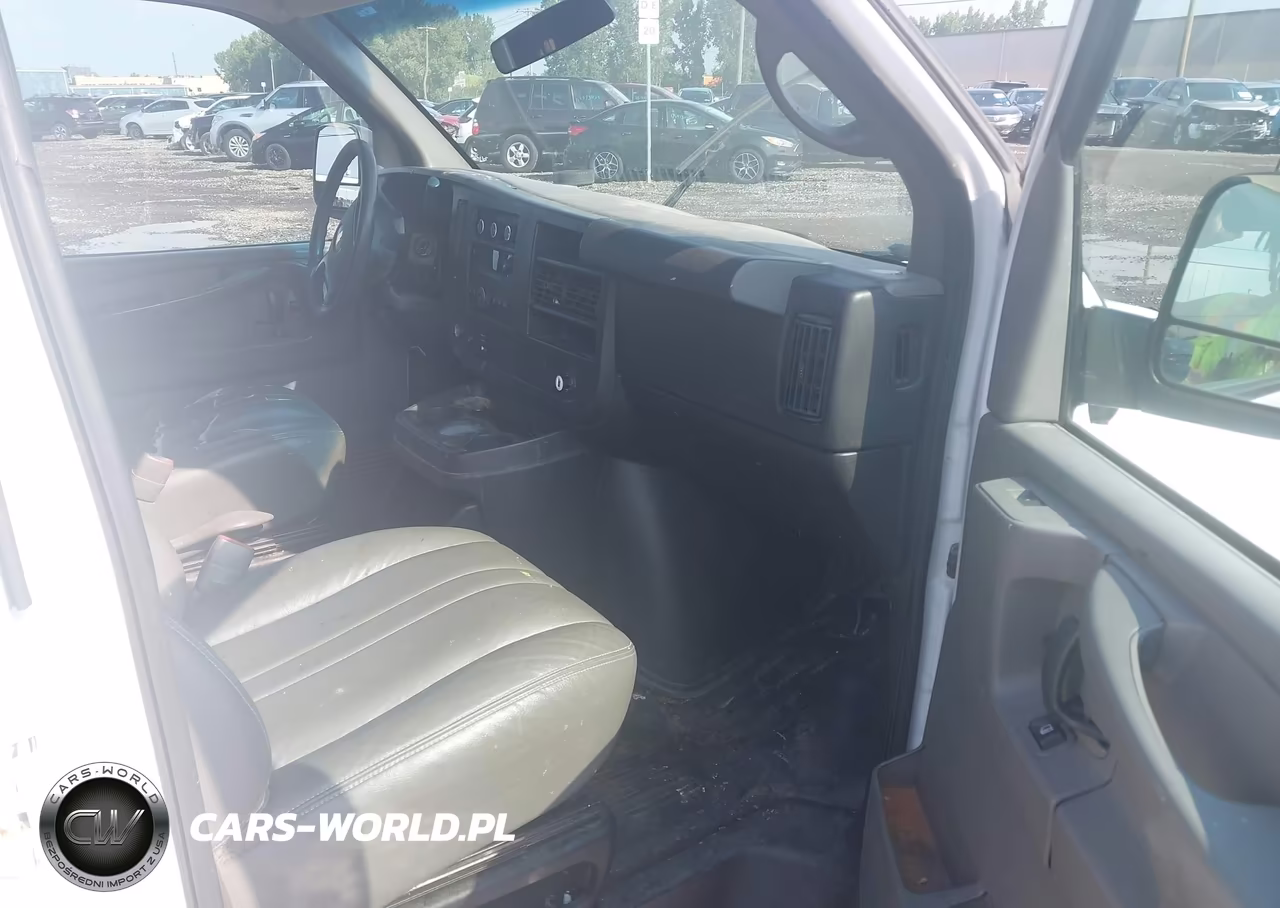 2014 Chevrolet Express G3500 Work Van VIN:1GCZGTCG1E1133879 - 5
