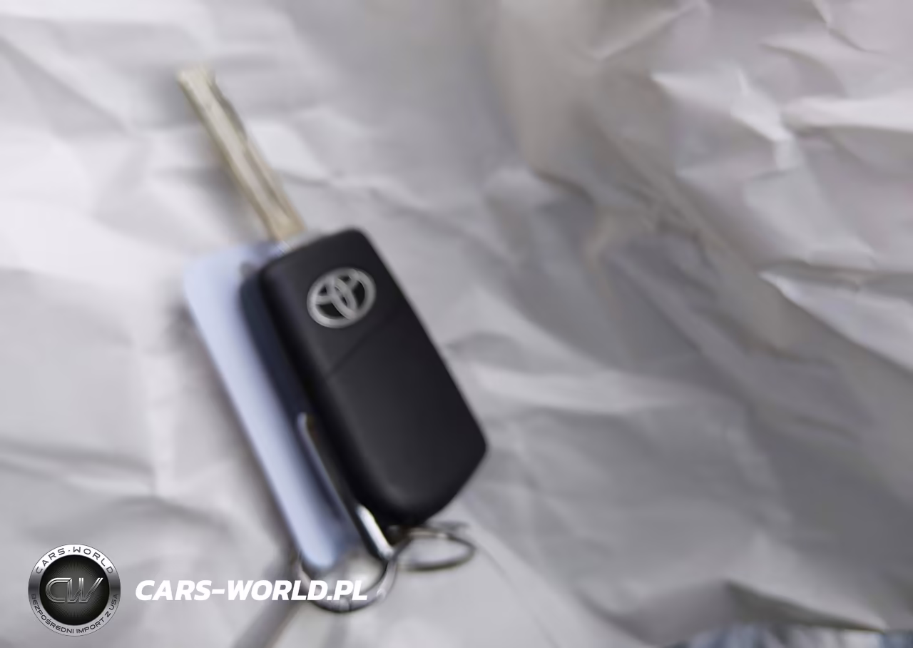 2022 Toyota Corolla Le VIN:JTDEPMAE2NJ224150 - 11