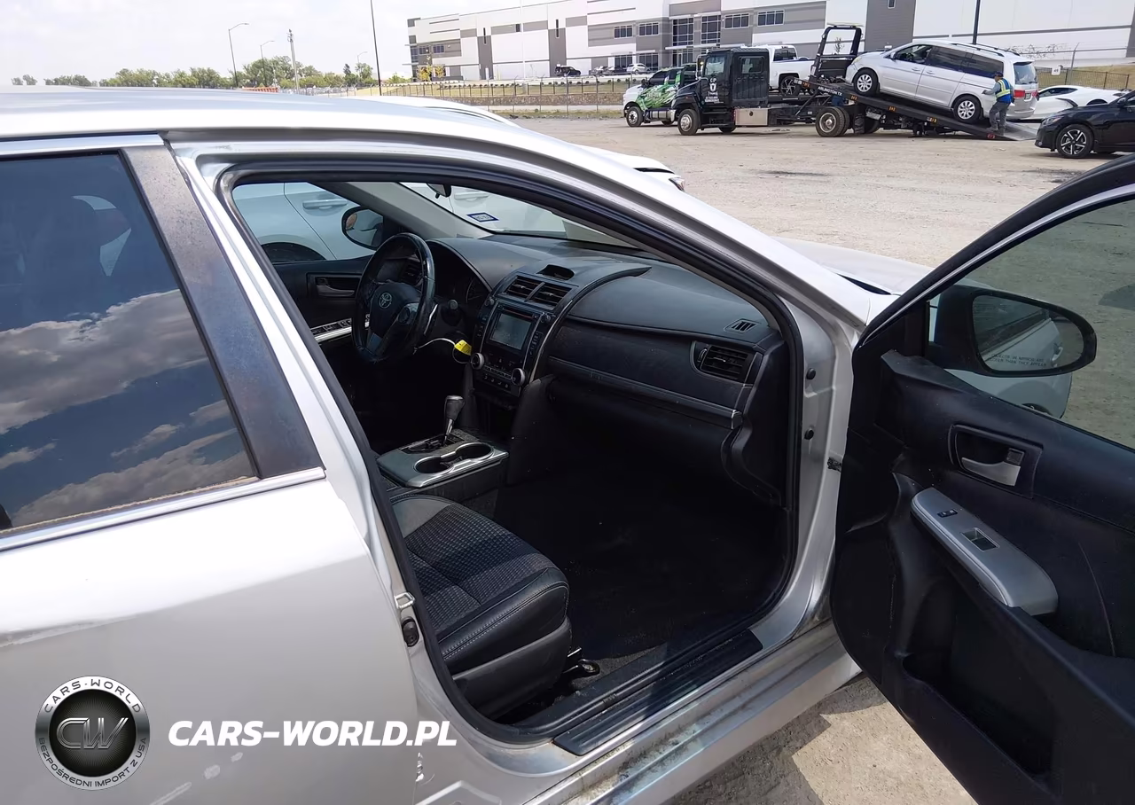 2014 Toyota Camry Se Sport VIN:4T1BF1FKXEU386783 - 5