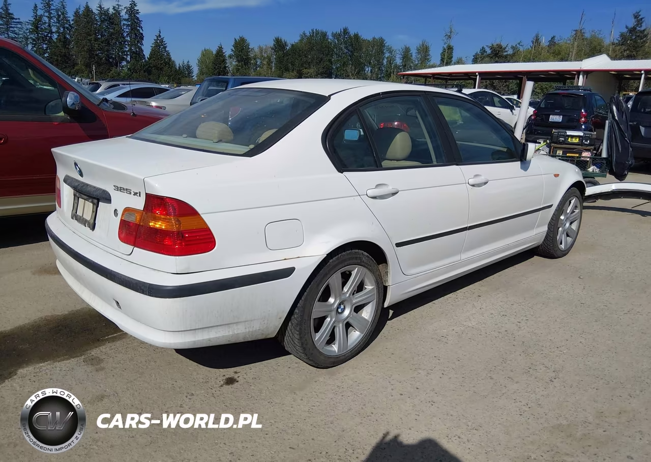 2002 BMW 325Xi VIN:WBAEU33432PF57652 - 4
