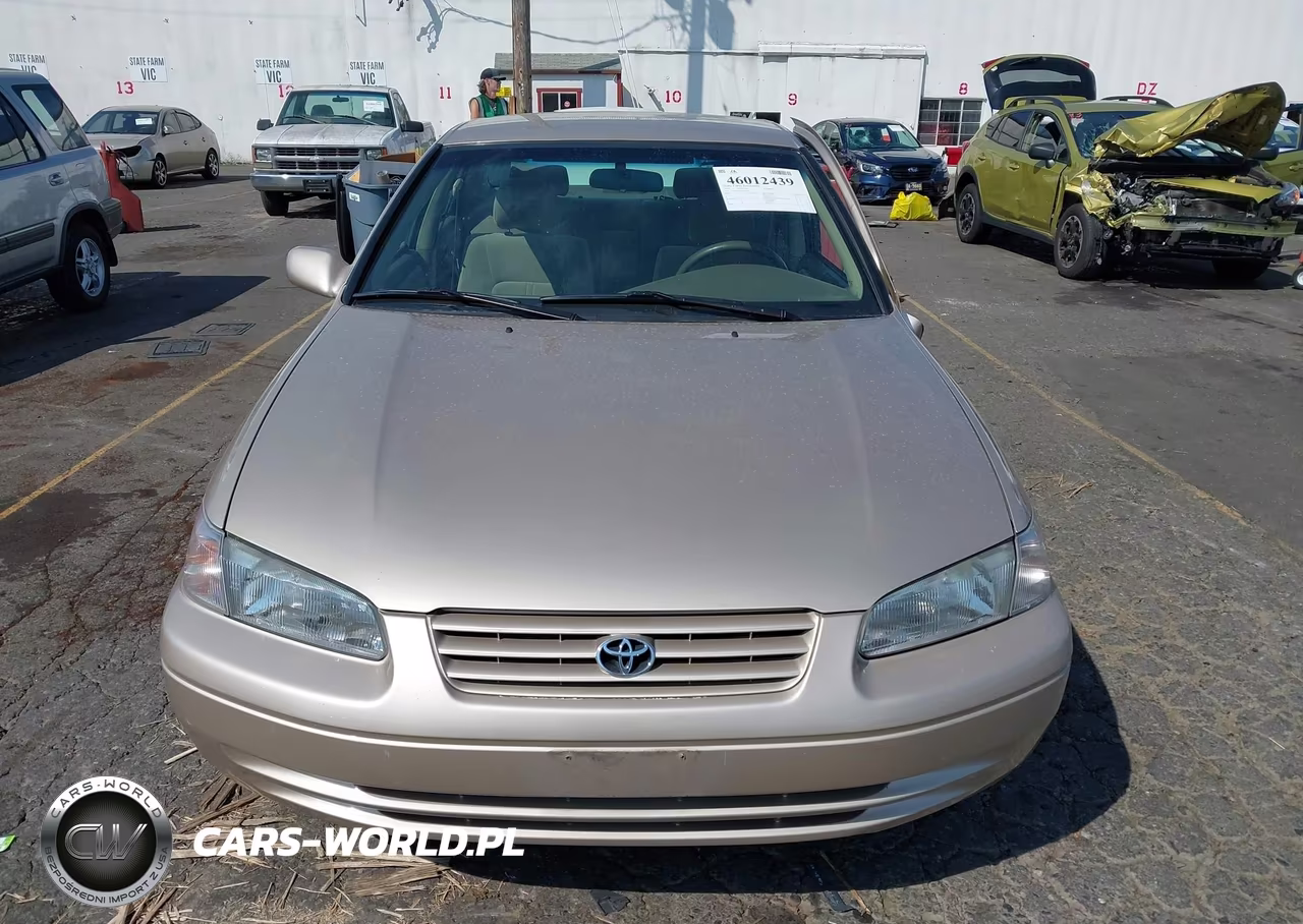 1998 Toyota Camry Ce VIN:4T1BG22K5WU857703 - 12