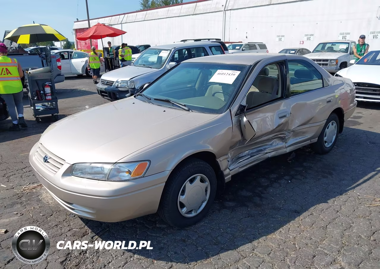 1998 Toyota Camry Ce VIN:4T1BG22K5WU857703 - 2