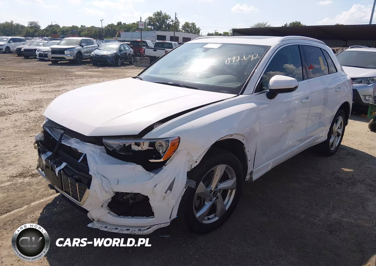 2021 Audi Q3 Premium 40 Tfsi Quattro Tiptronic VIN:WA1AUCF37M1092682 - 2