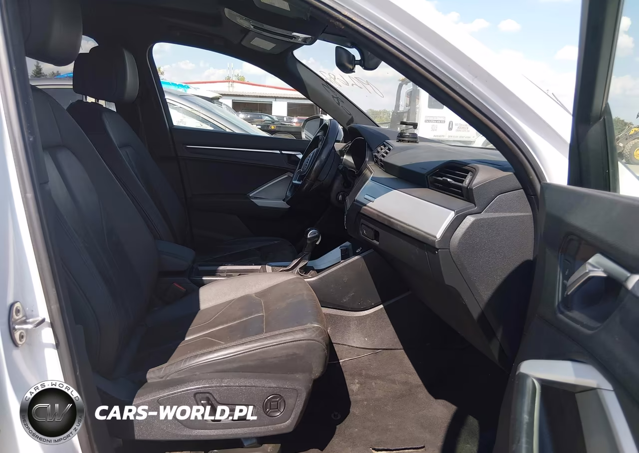 2021 Audi Q3 Premium 40 Tfsi Quattro Tiptronic VIN:WA1AUCF37M1092682 - 5