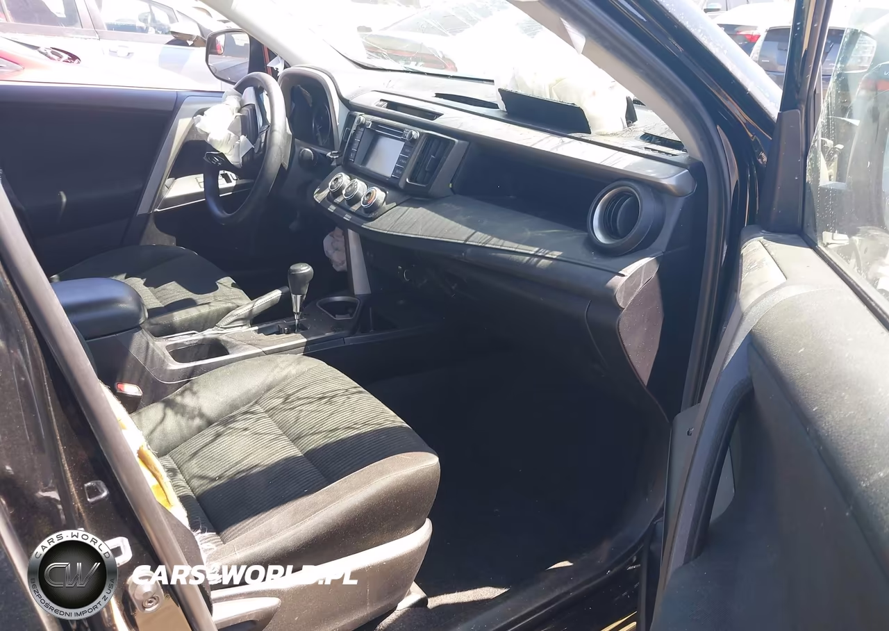 2018 Toyota Rav4 Le VIN:2T3ZFREV8JW435067 - 5