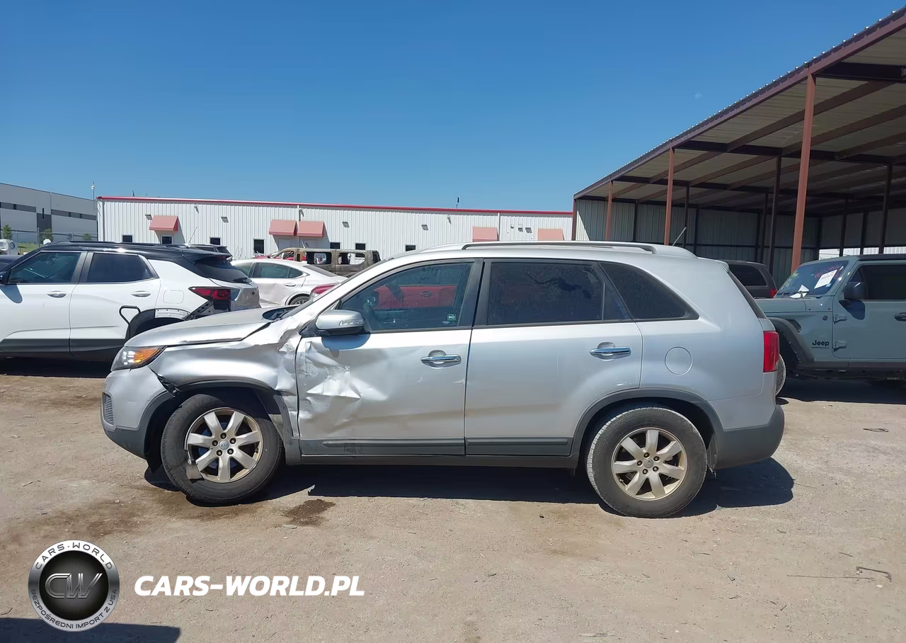 2013 Kia Sorento Lx V6 VIN:5XYKT4A27DG404453 - 14