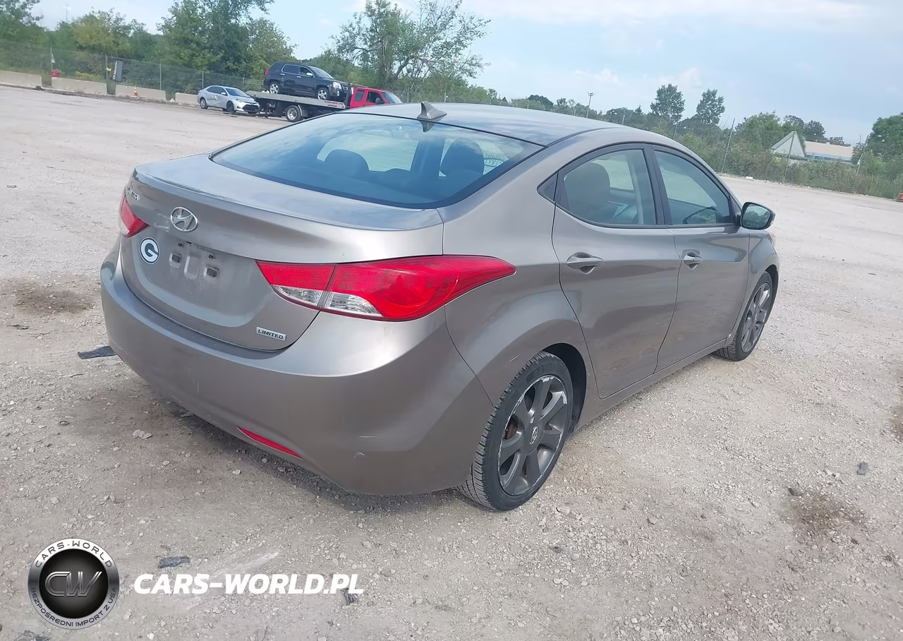 2012 Hyundai Elantra Limited VIN:5NPDH4AE1CH108100 - 4