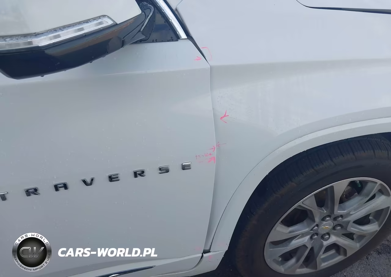 2019 Chevrolet Traverse Premier VIN:1GNEVKKW7KJ202634 - 18