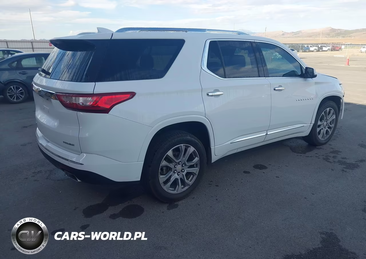 2019 Chevrolet Traverse Premier VIN:1GNEVKKW7KJ202634 - 4