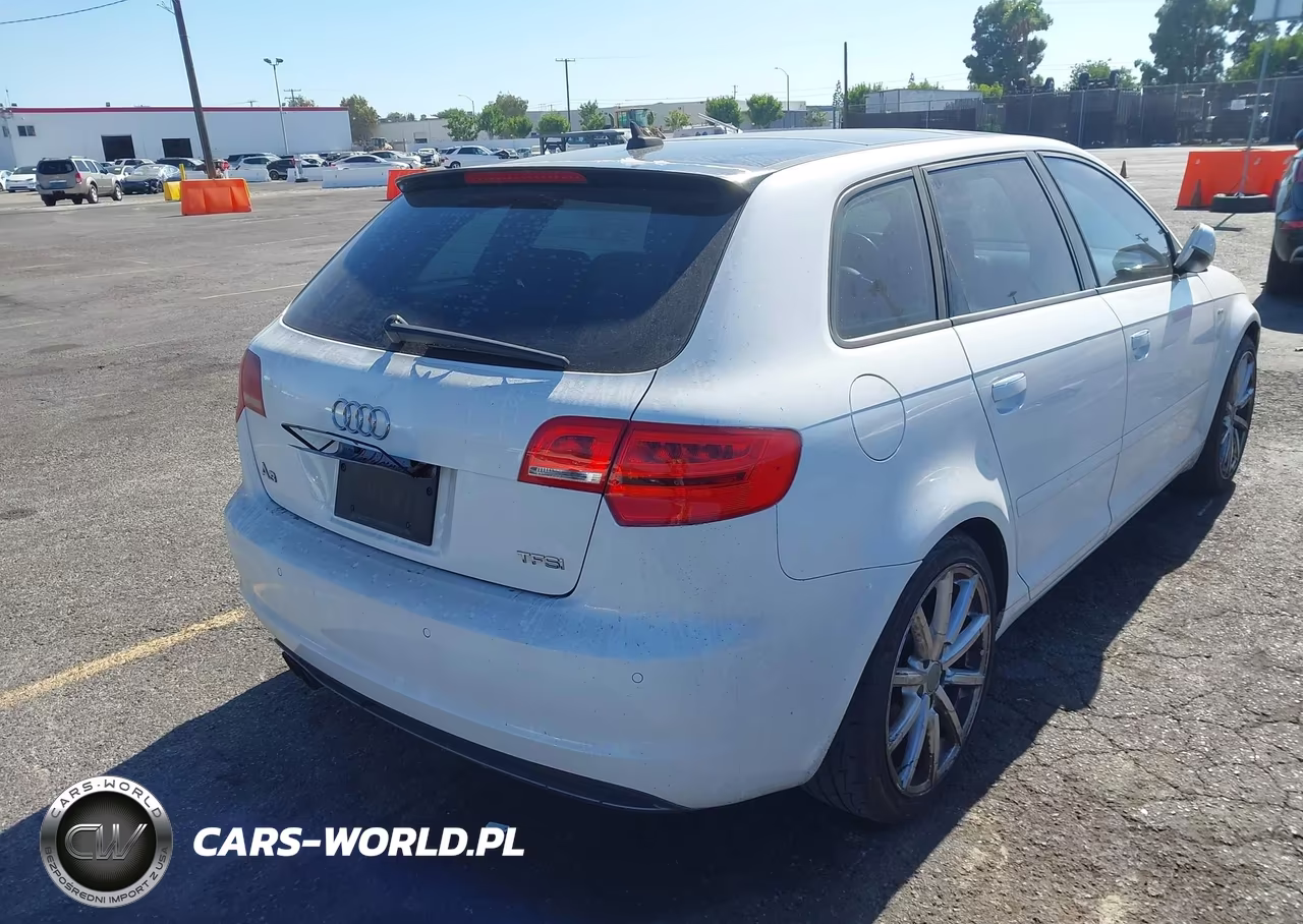 2011 Audi A3 2.0T Premium VIN:WAUKEAFM7BA033503 - 4
