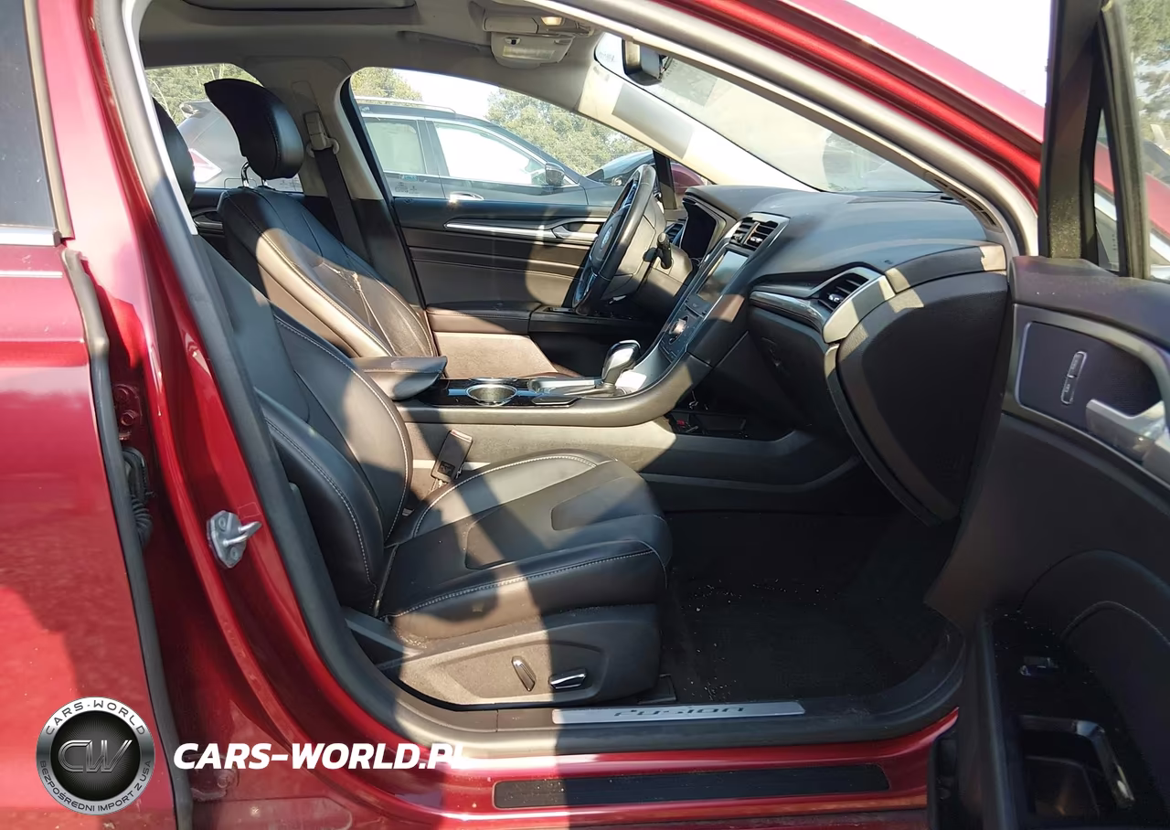 2014 Ford Fusion Titanium VIN:3FA6P0D90ER114754 - 5
