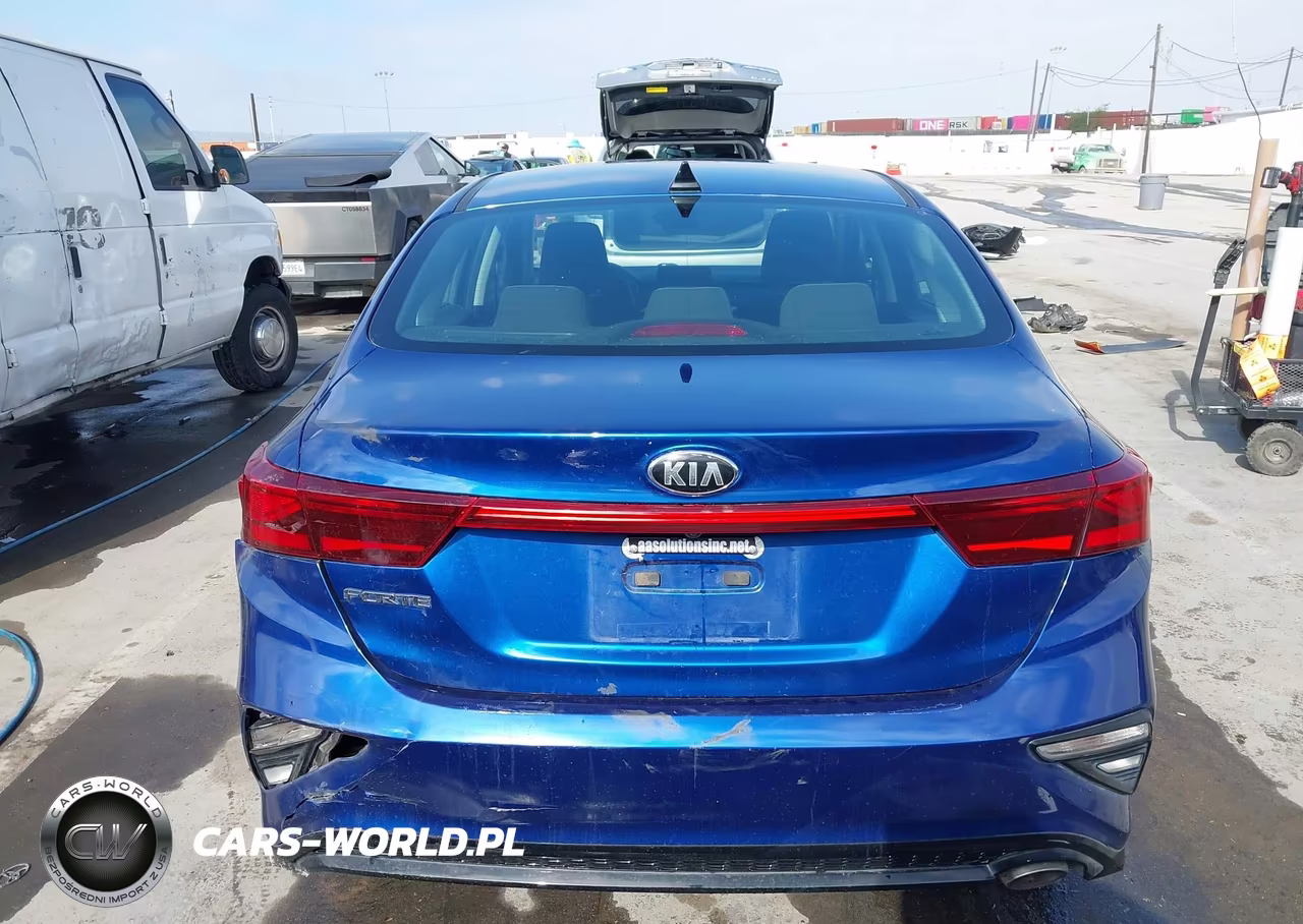2019 Kia Forte Lxs VIN:3KPF24AD6KE043507 - 16