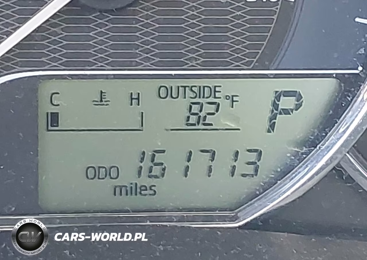 2015 Toyota Corolla Le Plus VIN:5YFBURHE4FP211735 - 15