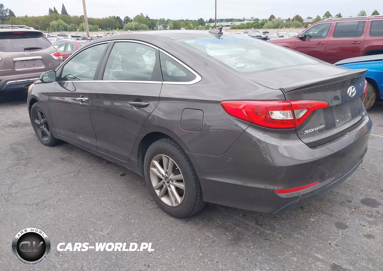 2016 Hyundai Sonata Se VIN:5NPE24AF2GH280396 - 3