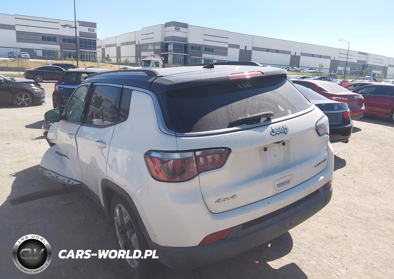 2018 Jeep Compass Limited 4X4 VIN:3C4NJDCB9JT190246 - 3