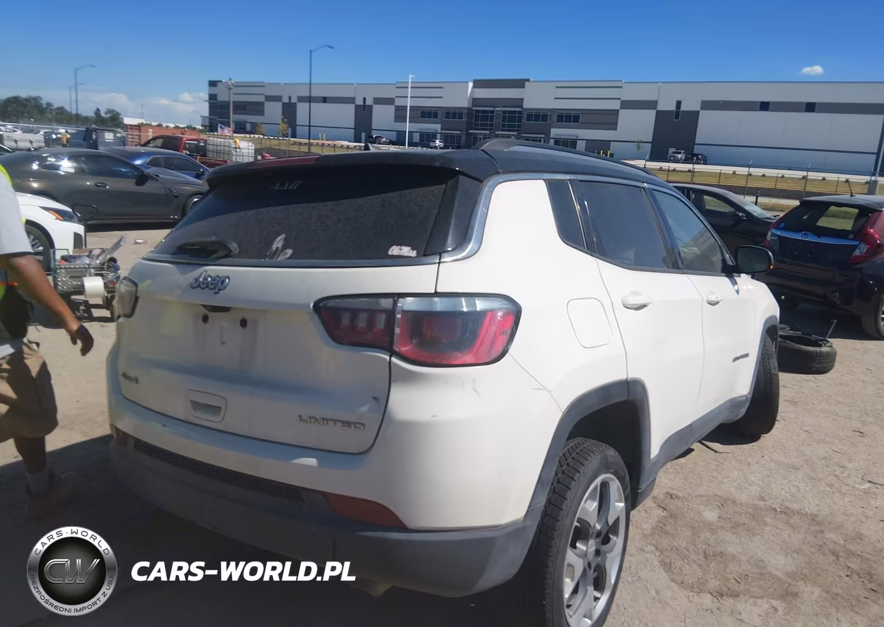 2018 Jeep Compass Limited 4X4 VIN:3C4NJDCB9JT190246 - 4