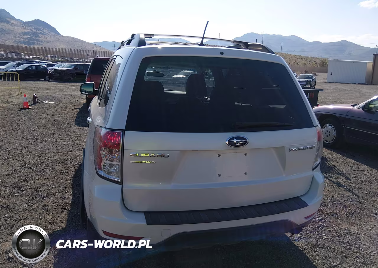 2011 Subaru Forester 2.5X Limited VIN:JF2SHBEC6BH779698 - 16