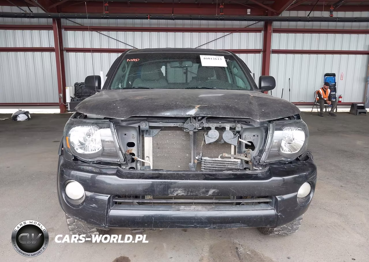2009 Toyota Tacoma Base V6 VIN:5TEUU42N99Z632384 - 12