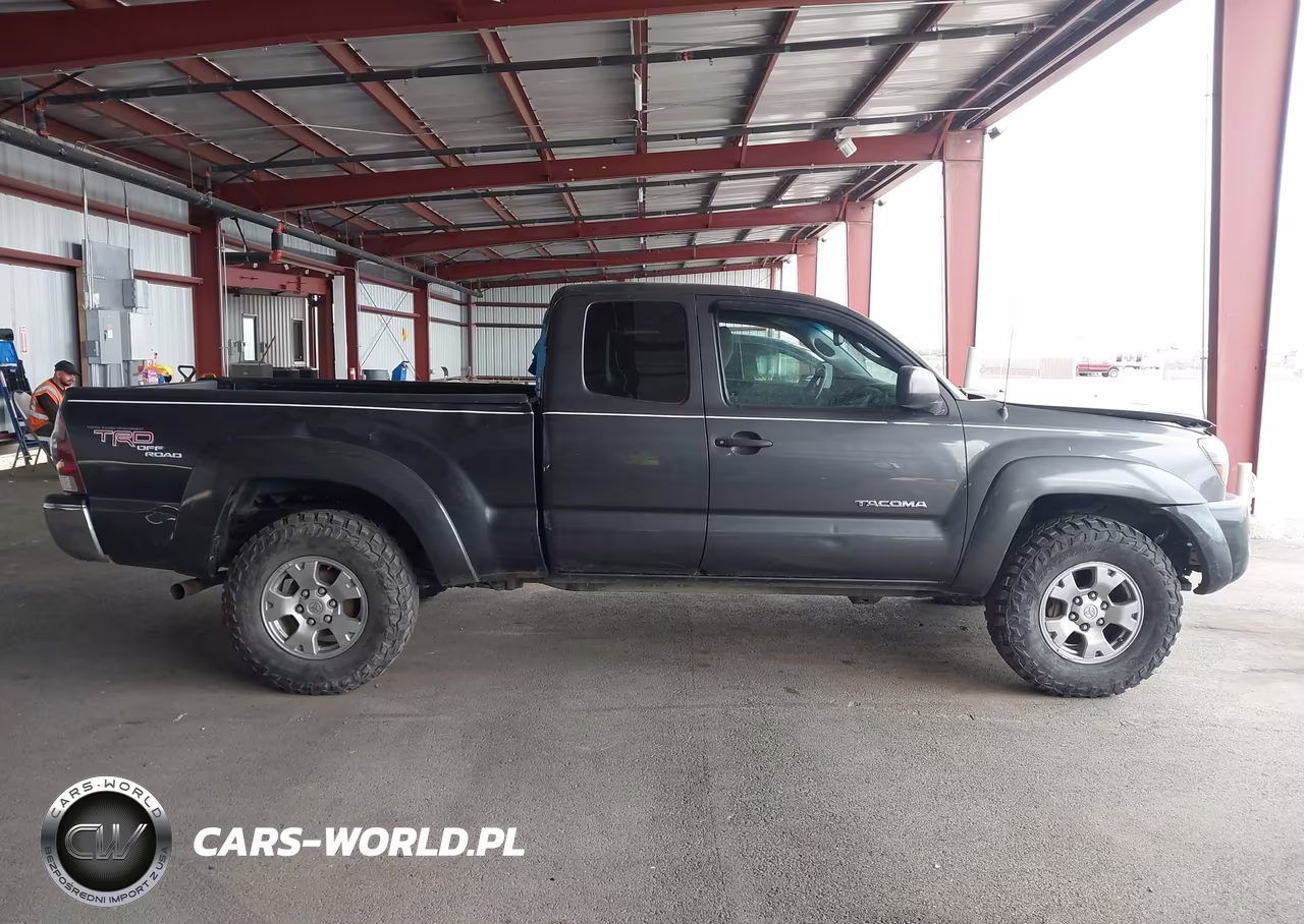 2009 Toyota Tacoma Base V6 VIN:5TEUU42N99Z632384 - 13