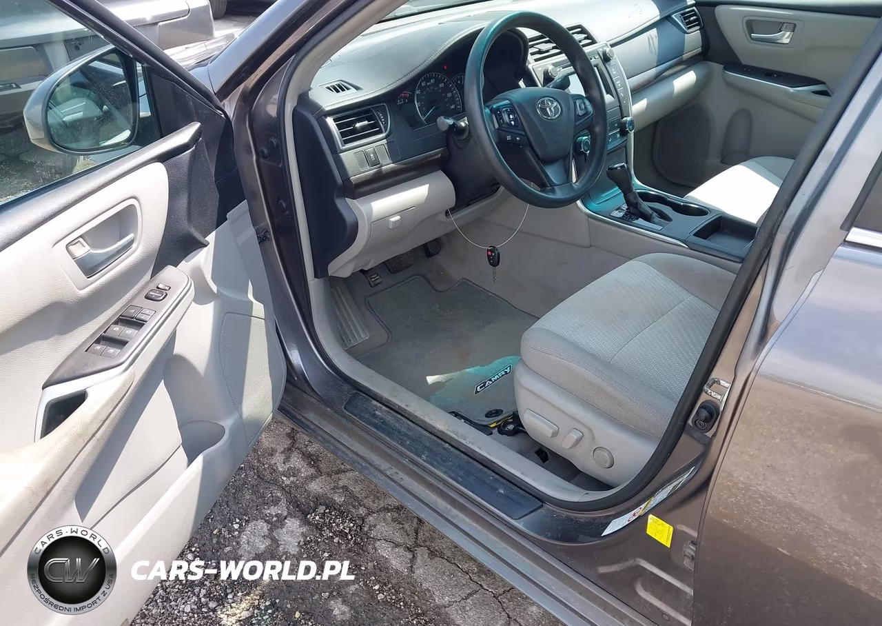 2015 Toyota Camry Le VIN:4T1BF1FK4FU482233 - 21