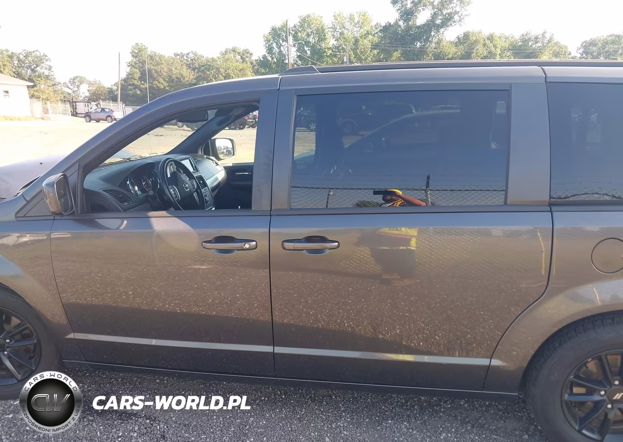 2019 Dodge Grand Caravan Gt VIN:2C4RDGEGXKR725544 - 14
