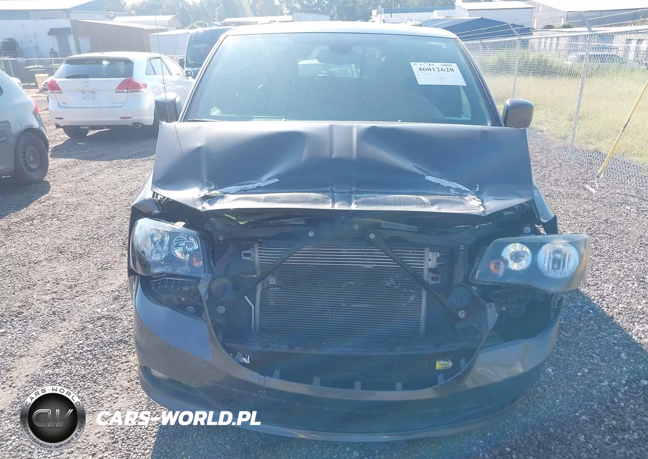 2019 Dodge Grand Caravan Gt VIN:2C4RDGEGXKR725544 - 6