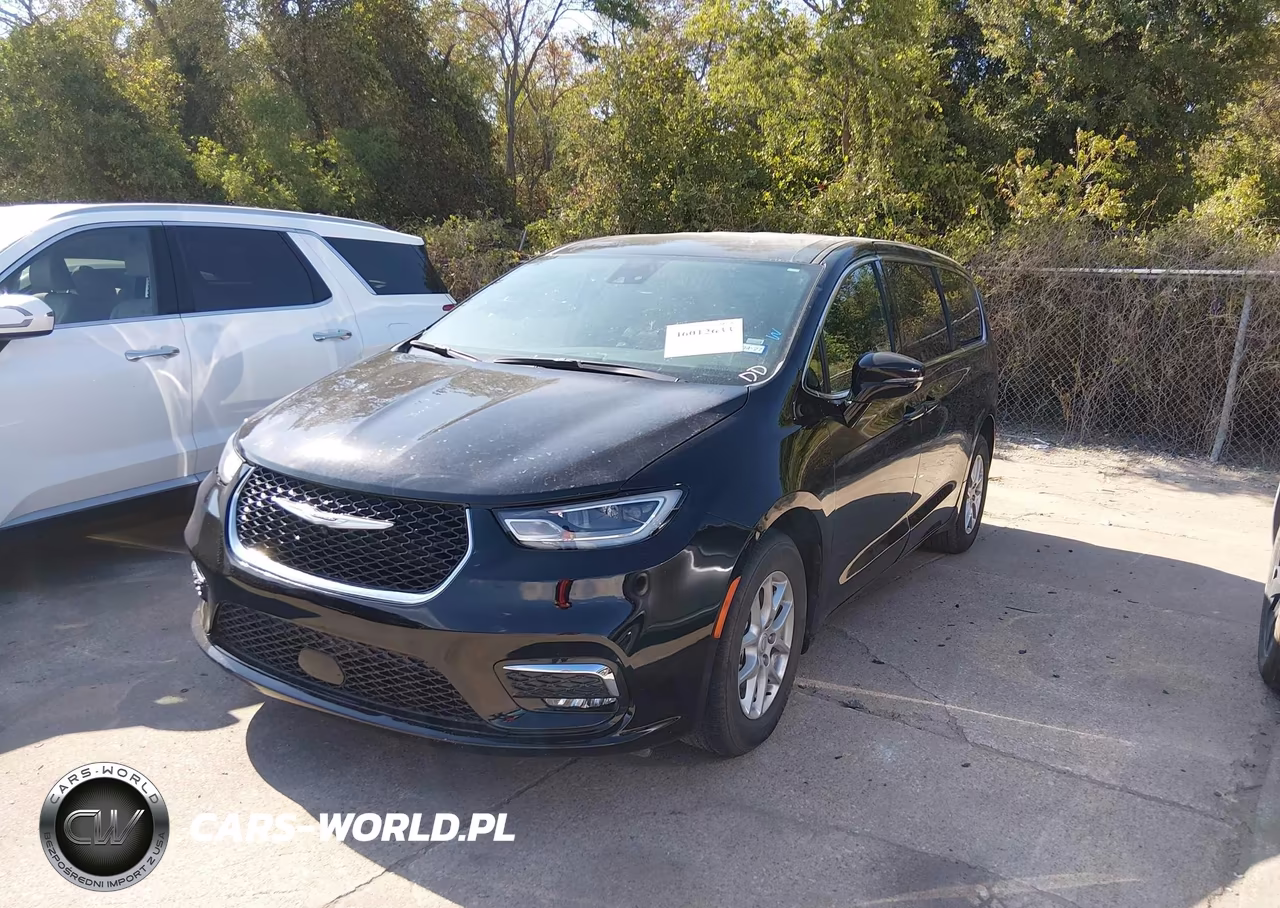 2025 Chrysler Pacifica Select VIN:2C4RC1BG6SR584136 - 2