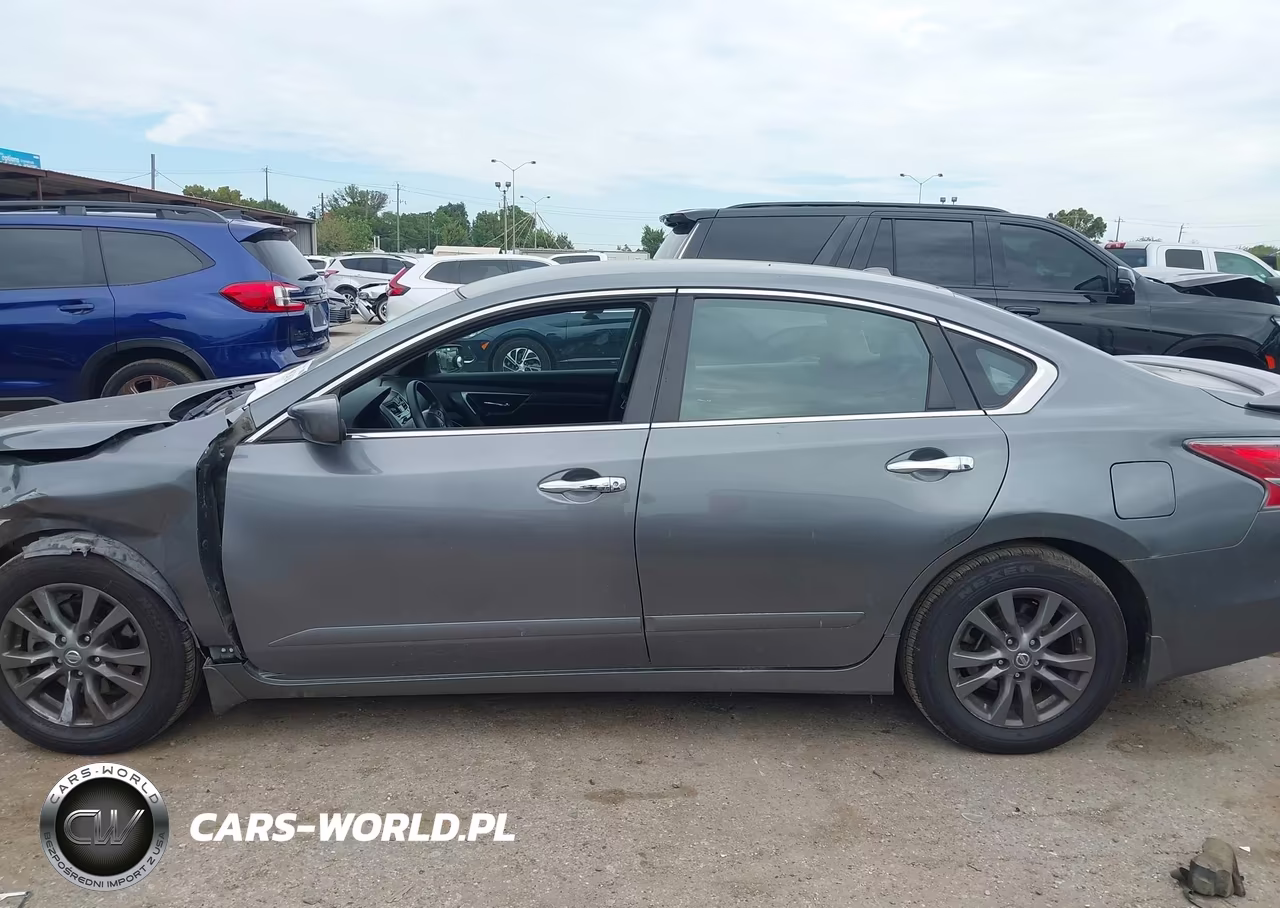 2015 Nissan Altima 2.5 S VIN:1N4AL3AP2FN906791 - 15
